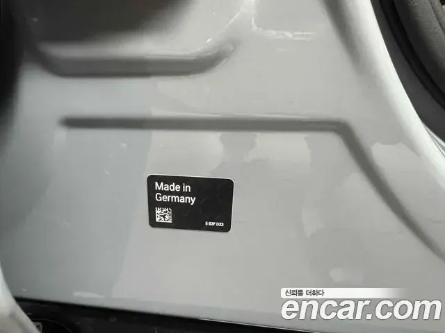 BMW 5 Series 2025 — Фото 9/15