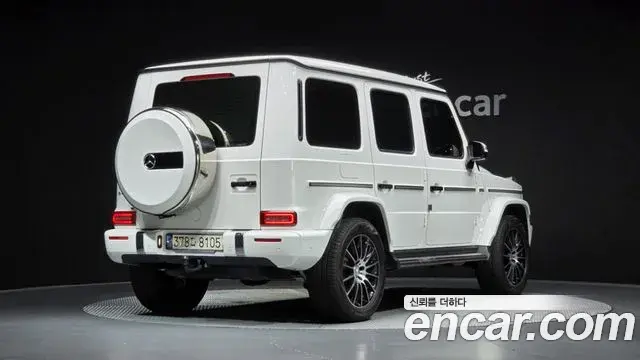 Mercedes-Benz G-Class 2023 — Фото 1/20