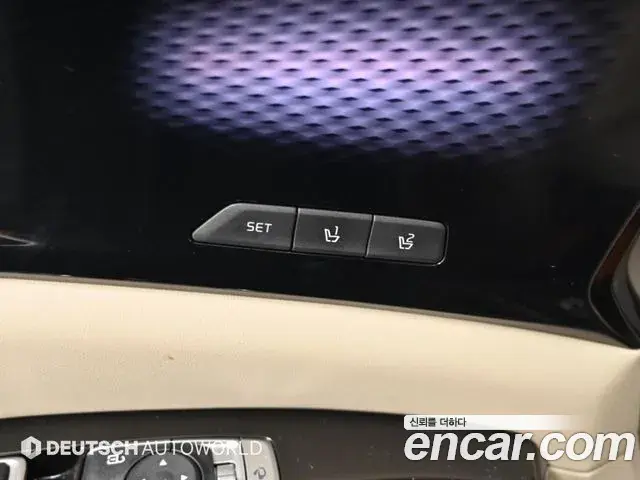 Kia Carnival 2023 — Фото 13/20