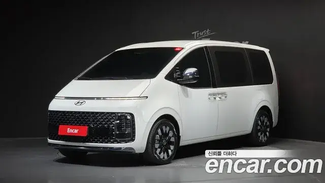 Hyundai Staria 2024 — Фото 9/20