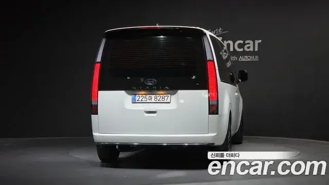 Hyundai Staria 2024 — Фото 3/20
