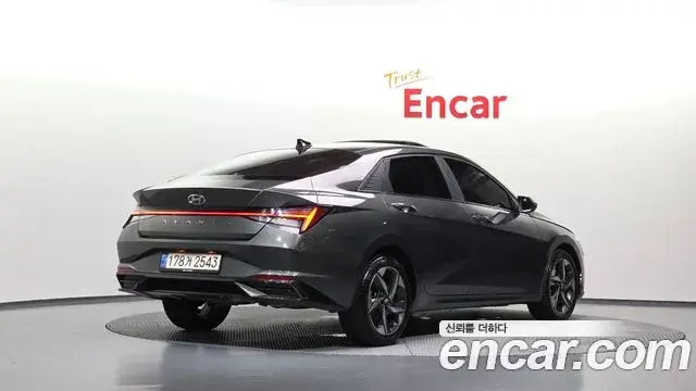 Hyundai Avante 2023 — Фото 2/20