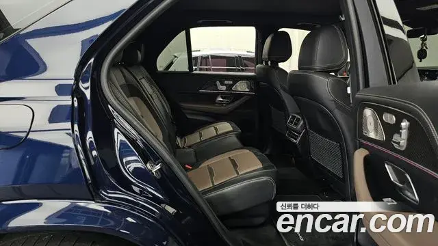 Mercedes-Benz GLE-Class 2021 — Фото 11/20