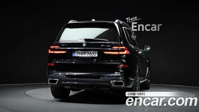 BMW X7 2025 — Фото 4/20