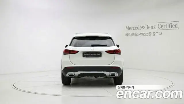 Mercedes-Benz GLA-Class 2021 — Фото 3/12