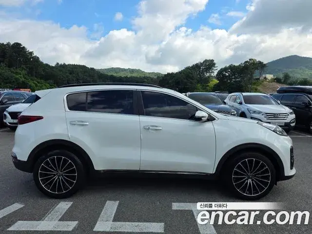 Kia Sportage The Bold 2019 — Фото 3/20