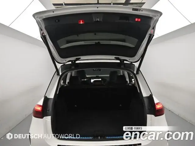 Mercedes-Benz GLE-Class 2024 — Фото 18/20