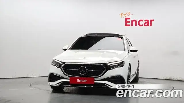 Mercedes-Benz E-Class 2025 — Фото 3/20