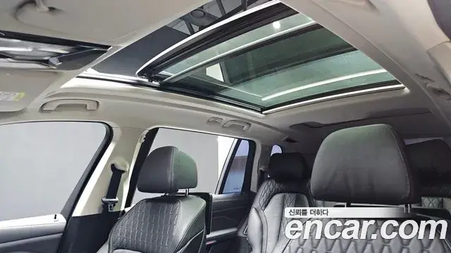 BMW X7 2021 — Фото 18/20