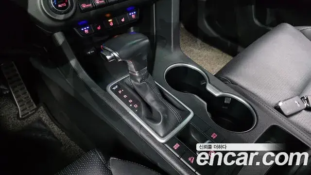 Kia Sportage The Bold 2021 — Фото 9/20