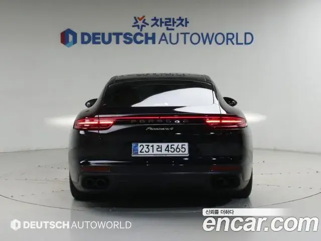 Porsche Panamera 2020 — Фото 3/20