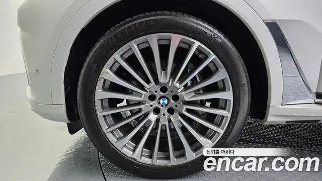 BMW X7 2022 — Фото 5/20