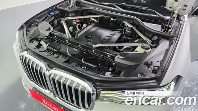 BMW X7 2022 — Фото 6/20