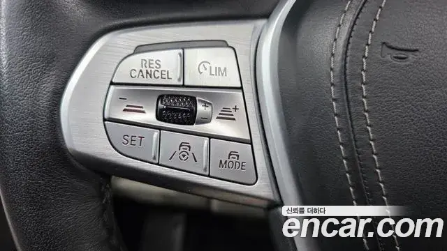 BMW X7 2022 — Фото 19/20