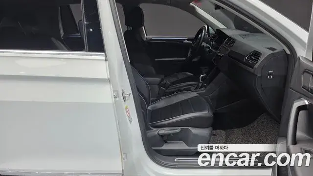 Volkswagen Tiguan 2021 — Şəkil 4/34