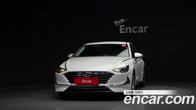 Hyundai Sonata 2020 — Фото 2/20