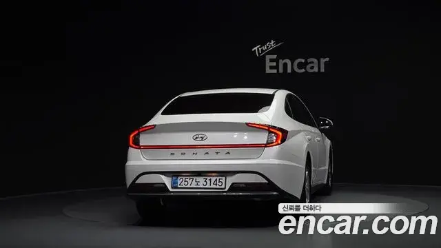 Hyundai Sonata 2020 — Фото 3/20