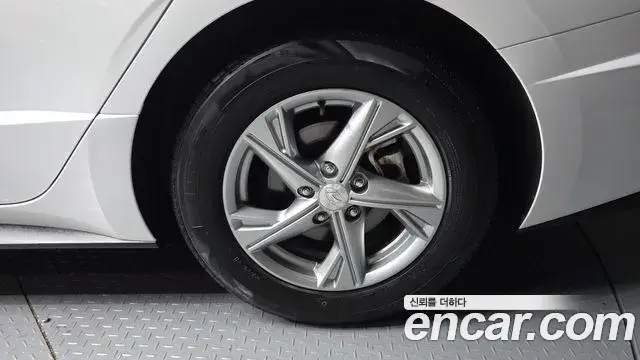 Hyundai Sonata 2020 — Фото 4/20