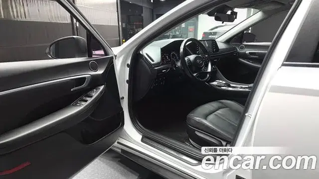 Hyundai Sonata 2020 — Фото 9/20