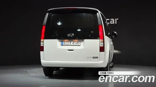 Hyundai Staria 2024 — Фото 4/20