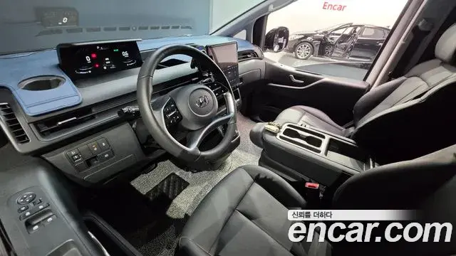 Hyundai Staria 2024 — Фото 7/20