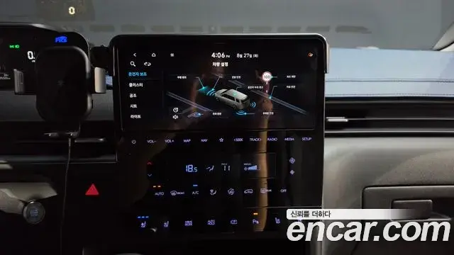 Hyundai Staria 2024 — Фото 11/20