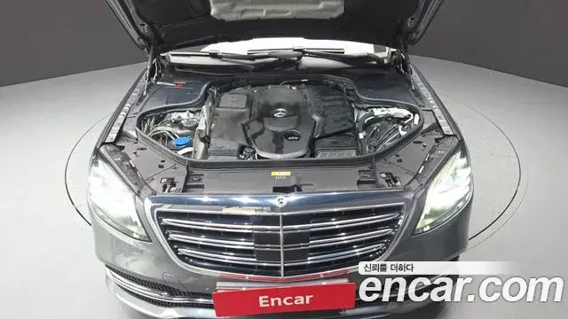 Mercedes-Benz S-Class 2018 — Фото 6/20