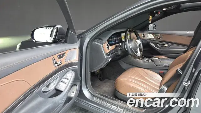 Mercedes-Benz S-Class 2018 — Фото 10/20