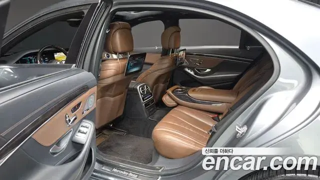 Mercedes-Benz S-Class 2018 — Фото 12/20