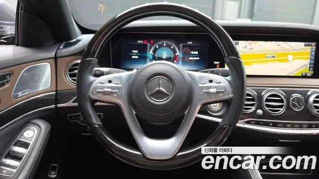 Mercedes-Benz S-Class 2018 — Фото 13/20