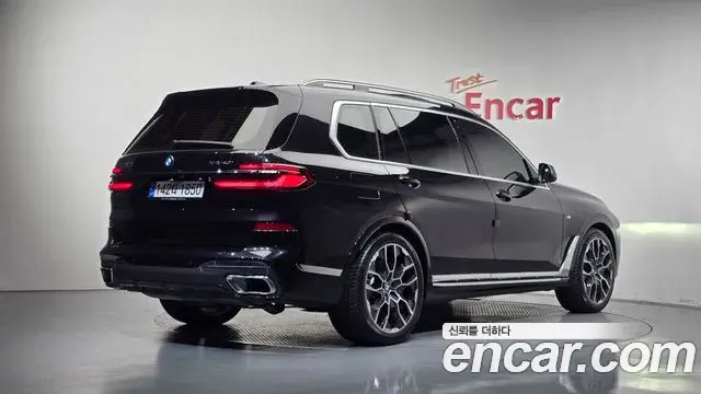 BMW X7 2025 — Фото 2/20