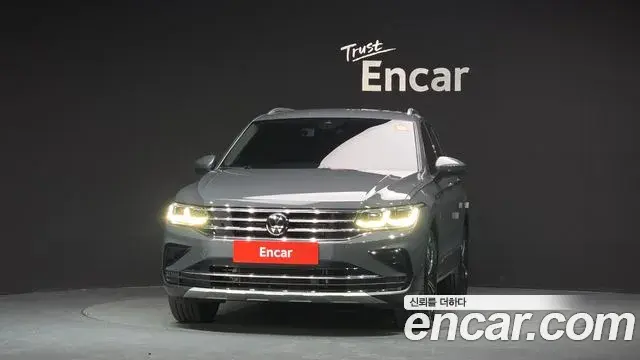 Volkswagen Tiguan 2023 — ფოტო 5/20