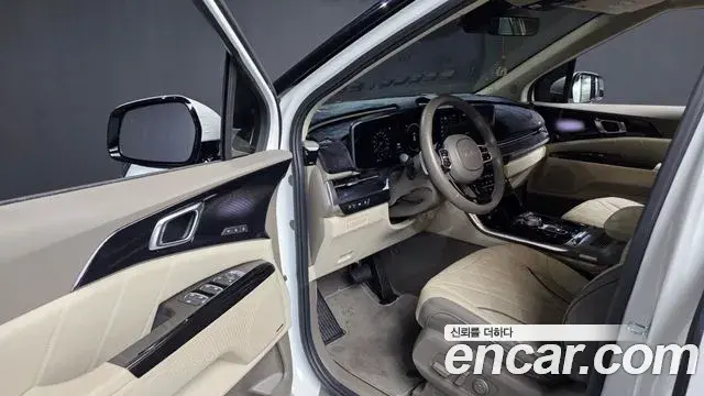 Kia Carnival 2022 — Фото 9/20