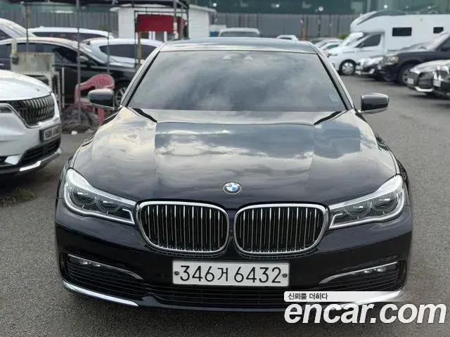 BMW 7 Series 2018 — Фото 2/20