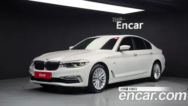 BMW 5 Series 2018 — Фото 20/20