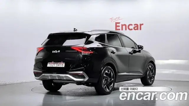 Kia Sportage 2024 — Фото 2/20