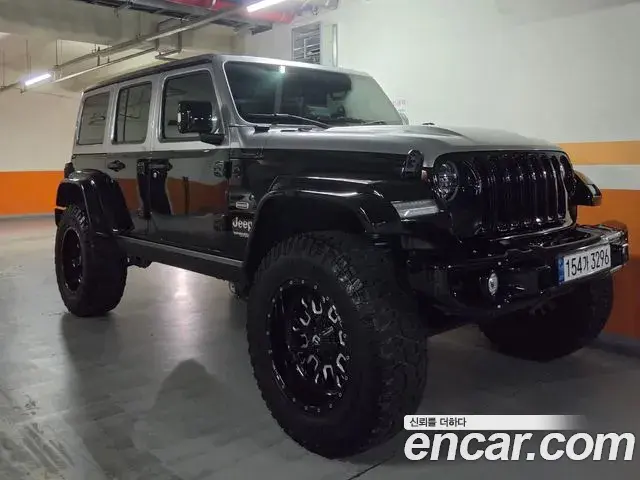 Jeep Wrangler 2021 — Фото 2/11