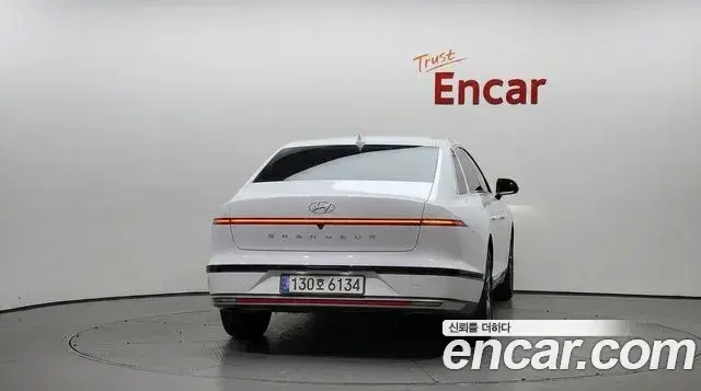 Hyundai Grandeur 2023 — Фото 4/20