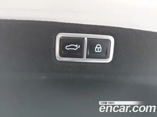 Hyundai Grandeur 2023 — Фото 16/20