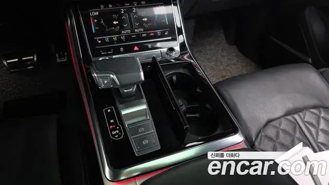 Audi Q7 2022 — Фото 9/20