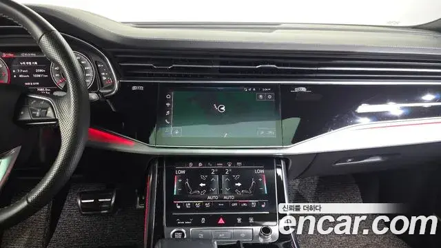 Audi Q7 2022 — Фото 15/20