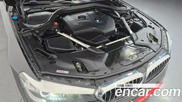 BMW 5 Series 2019 — Фото 6/20