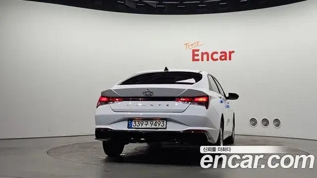 Hyundai Avante 2020 — Фото 4/20