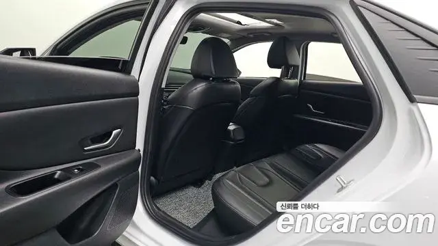 Hyundai Avante 2020 — Фото 11/20