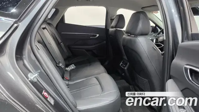 Hyundai Sonata 2022 — Фото 11/20