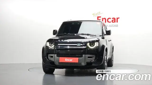 Land Rover Defender 2021 — Фото 3/20