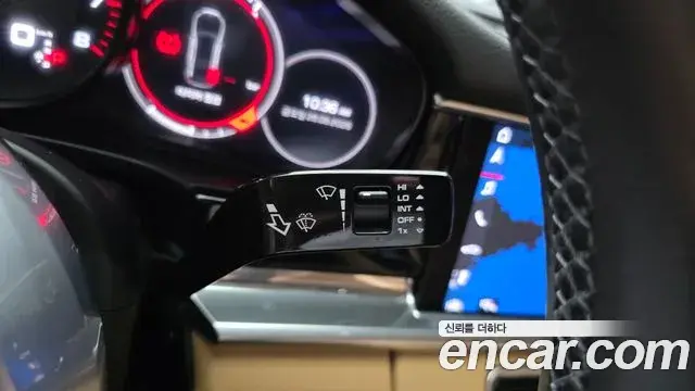 Porsche Panamera 2020 — Фото 17/20