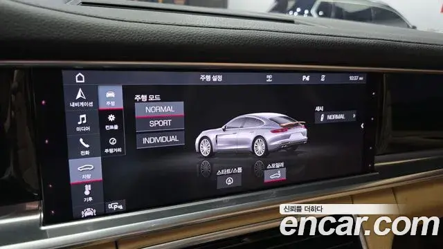 Porsche Panamera 2020 — Фото 19/20
