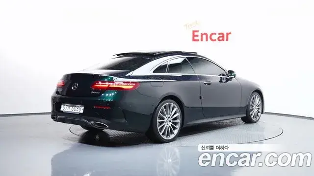 Mercedes-Benz E-Class 2019 — Фото 2/20