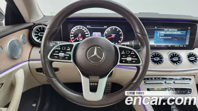 Mercedes-Benz E-Class 2019 — Фото 14/20